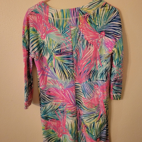 XS Lilly Pulitzer Scarlet Macaw Joyce Shift in EUC - Picture 4 of 7